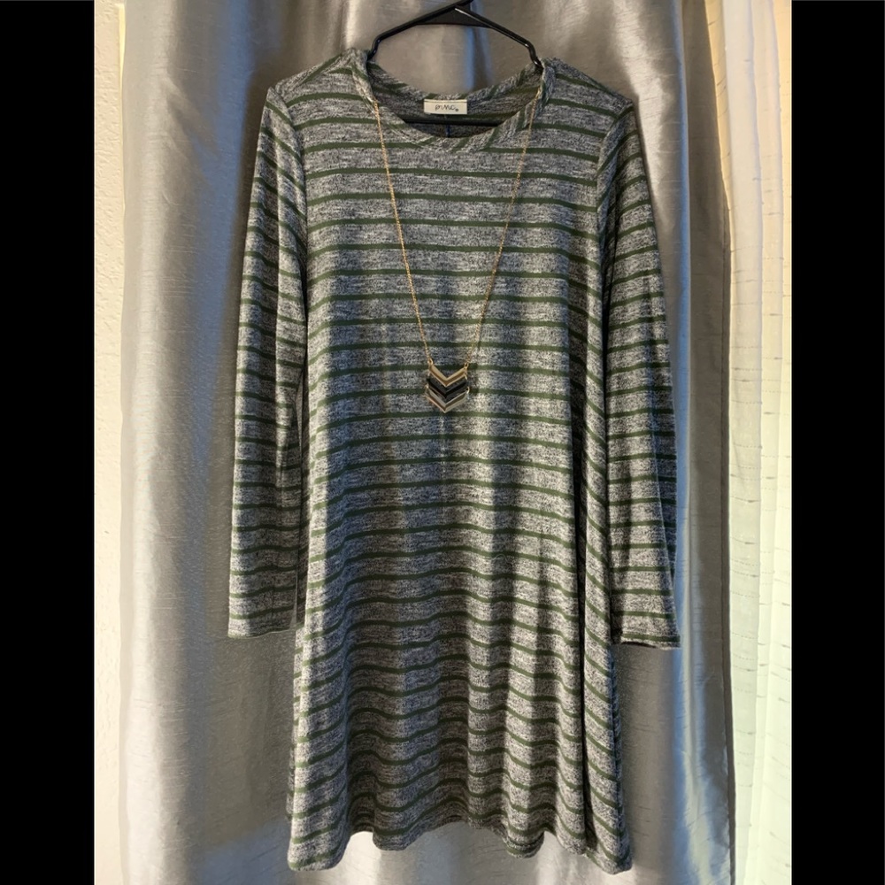 Gently Used Green striped dress Size XL